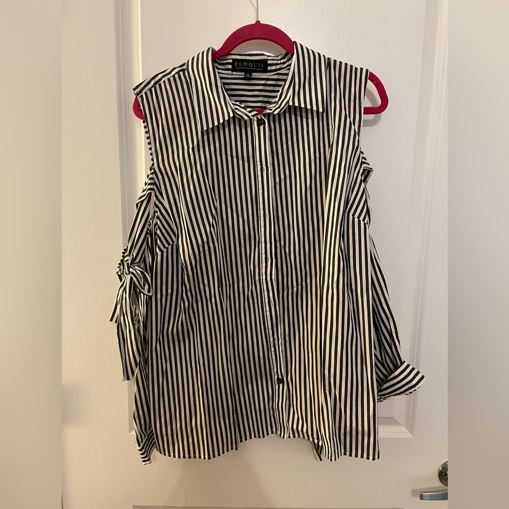 Eloquii green and white cold shoulder button up top. Size 20.